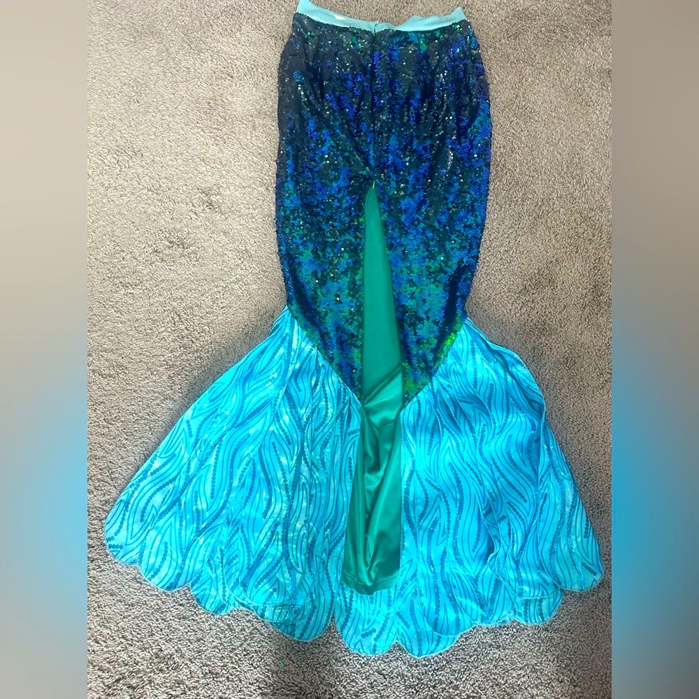 Sequins Mermaid Tail Skirt - Women’s - Picture 11 of 16